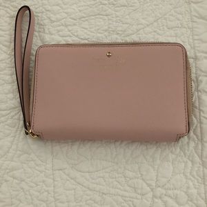 Kate Spade wristlet wallet